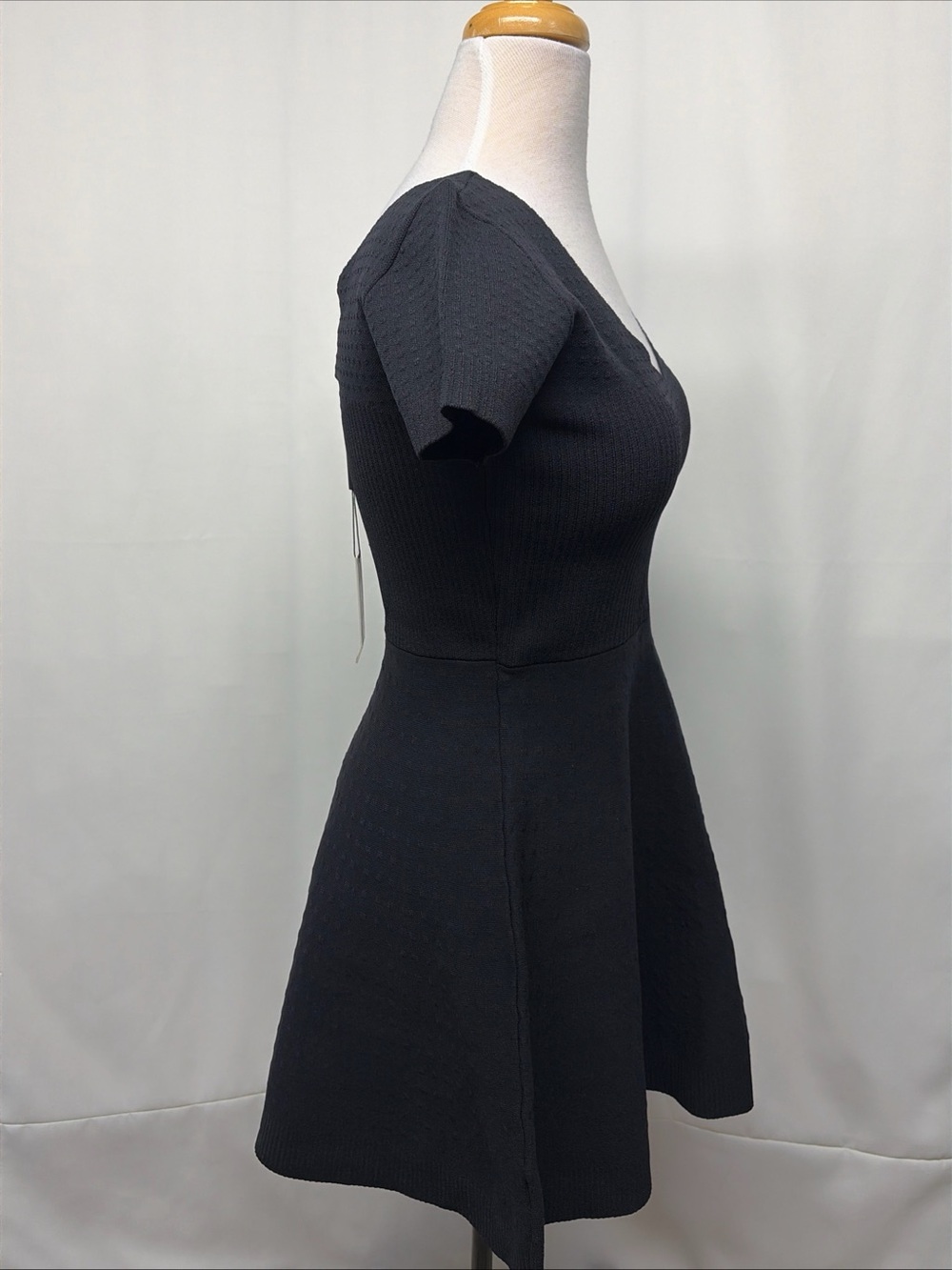 Romeo & Juliet Couture Women’s Sm Black Fit Flare Short Dress V Neck Reg$185 - Picture 9 of 11